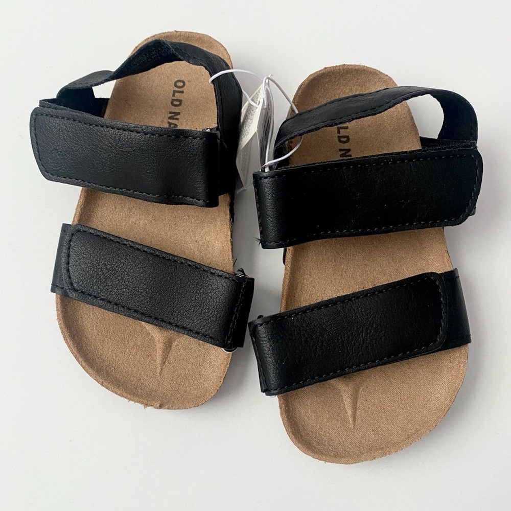 NWT Old Navy Faux Leather Double Strap Black Sandals - Size 7